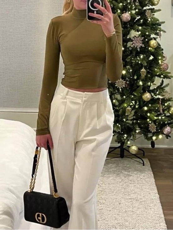 Aritzia Tops - Aritzia Babaton Contour Mock Neck Long Sleeve in Fen Green Size Small